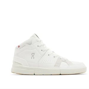 ON The Roger Clubhouse Mens Sneakers, Size 9, Great Condition, Color-White Sand